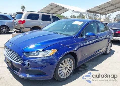 2016 Ford Fusion Hybrid Se z USA, uszkodzony, nr VIN 3FA6P0LU2GR356101